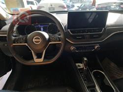 نيسان ألتيما